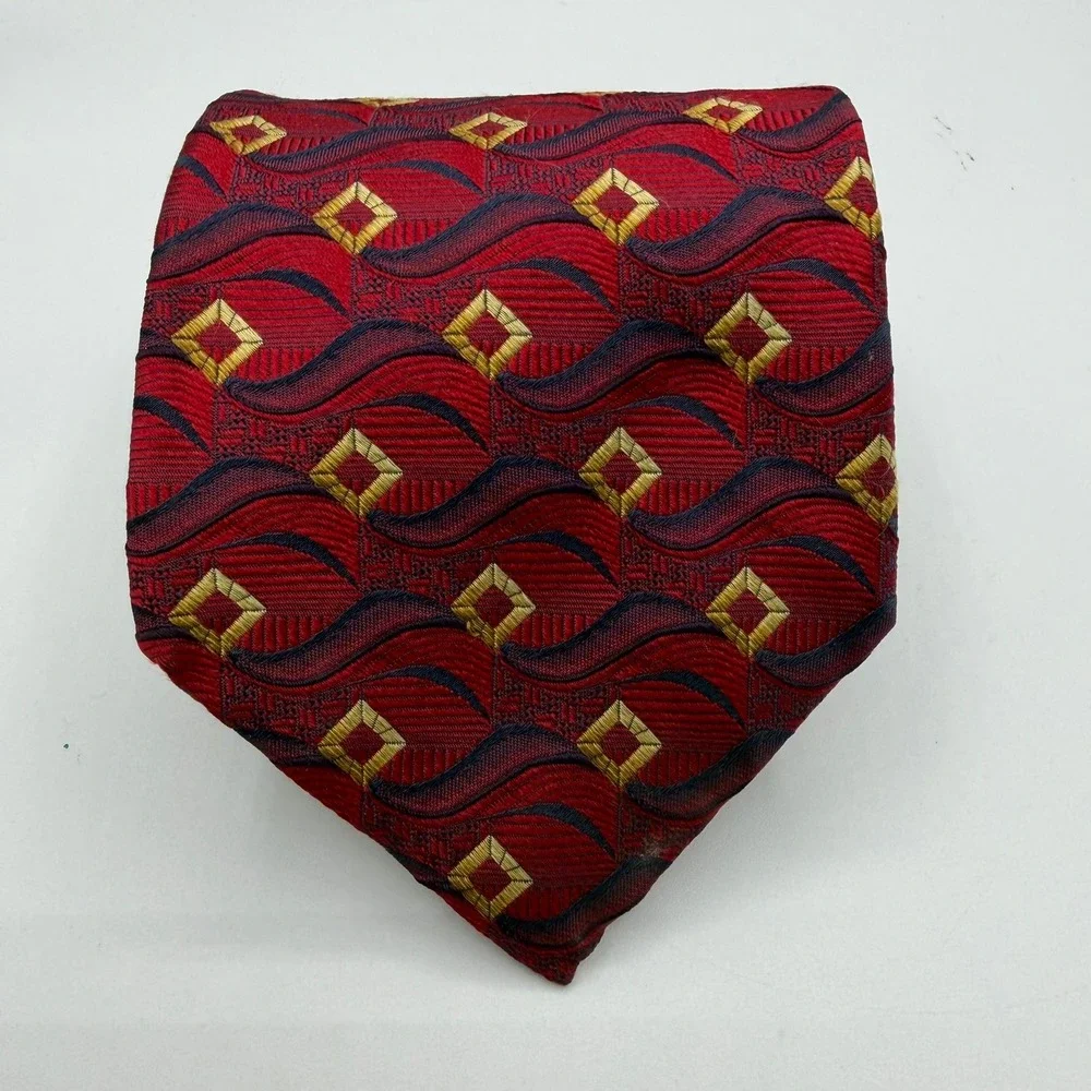 Jos. A. Bank Signature Collection Silk Tie Red Geometric Diamond USA 61.5